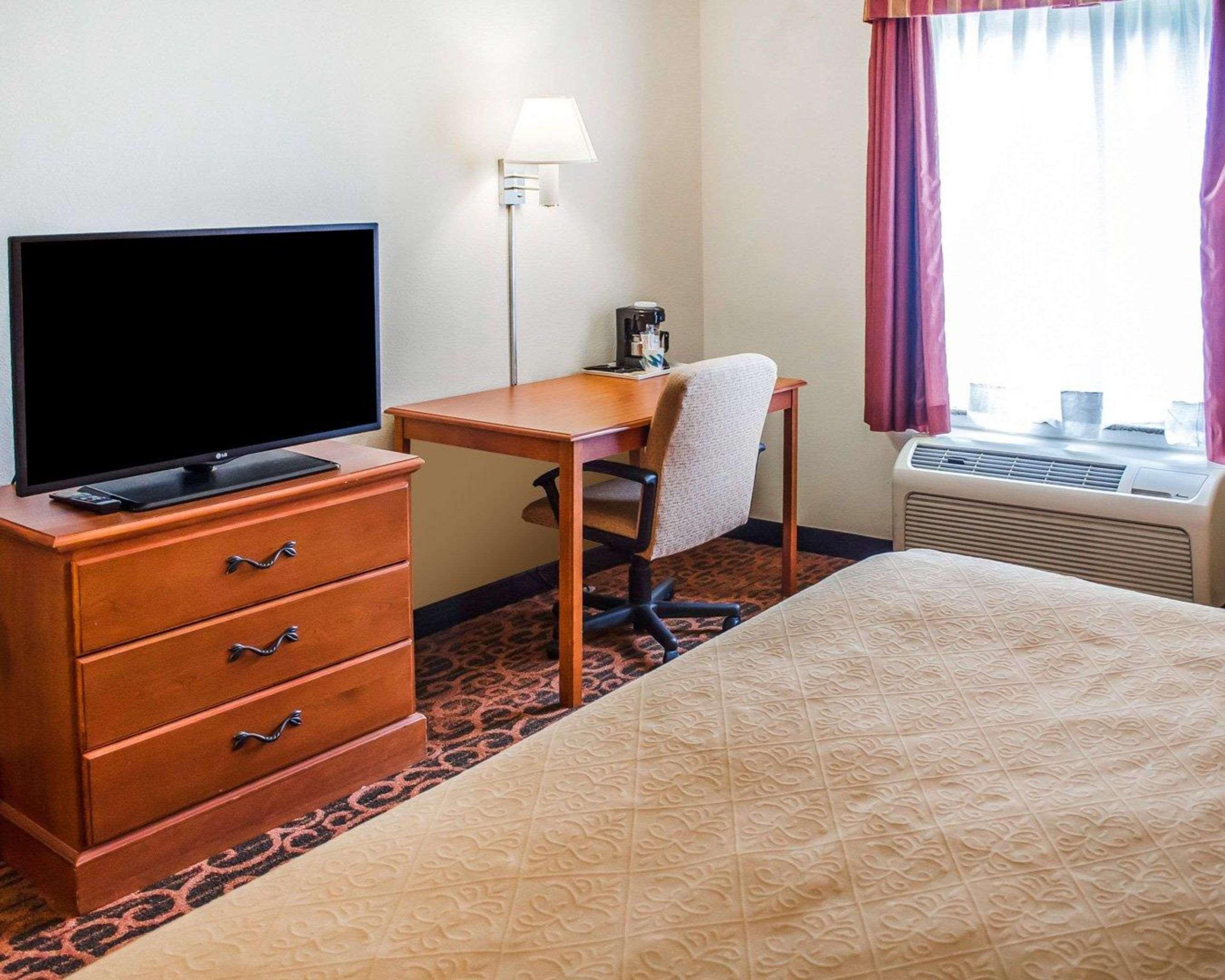 Quality Inn & Suites Hershey Exterior photo