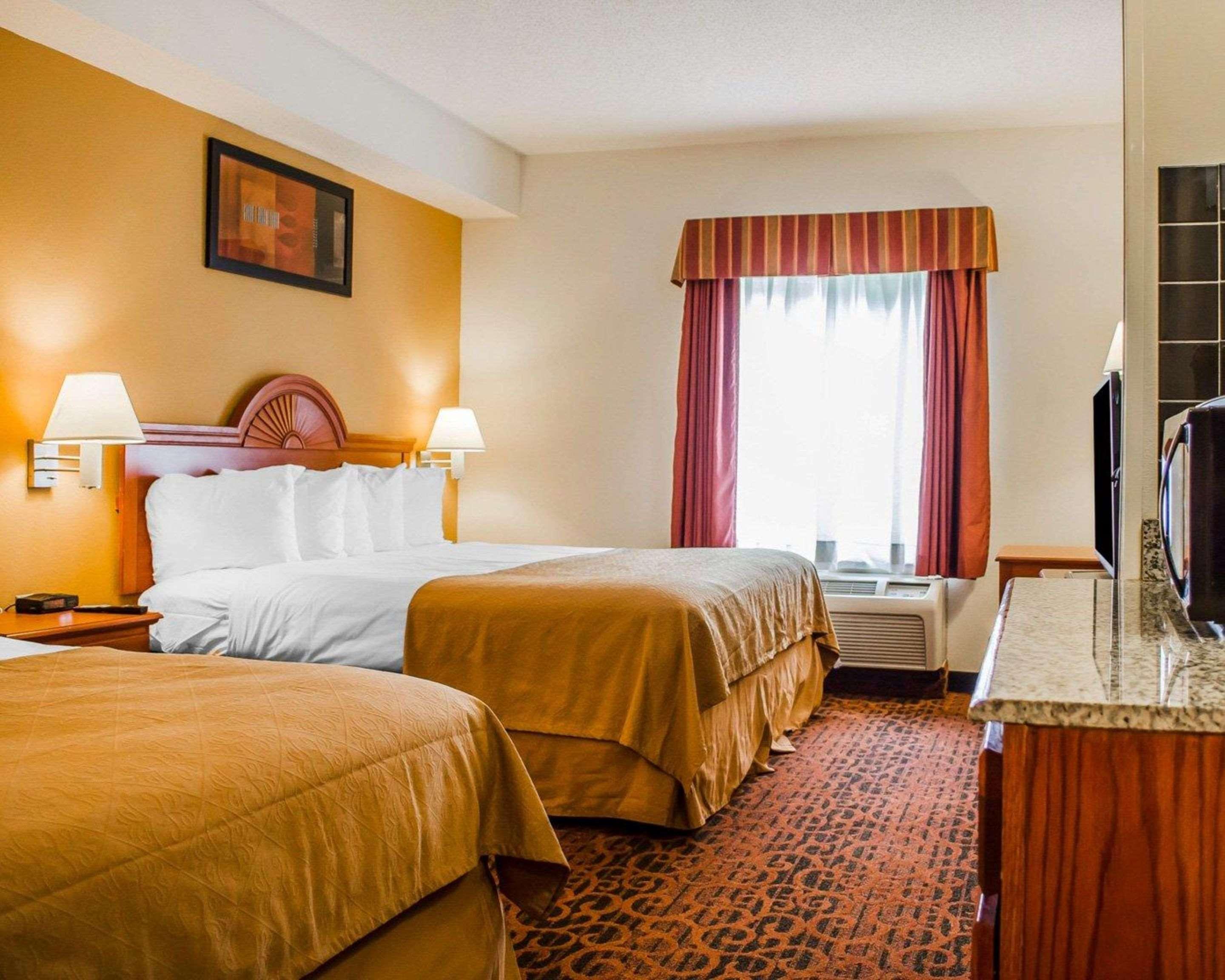 Quality Inn & Suites Hershey Exterior photo
